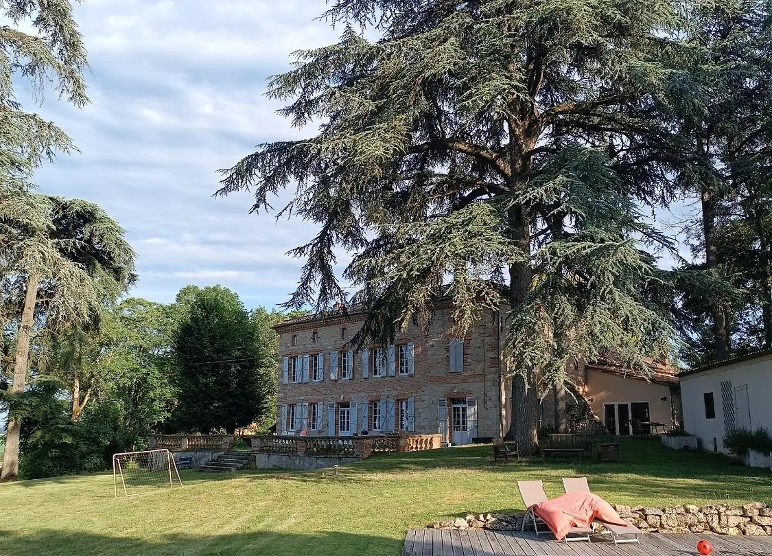 Le Jardin Des Cedres Hotel Lavaur  Frankrijk