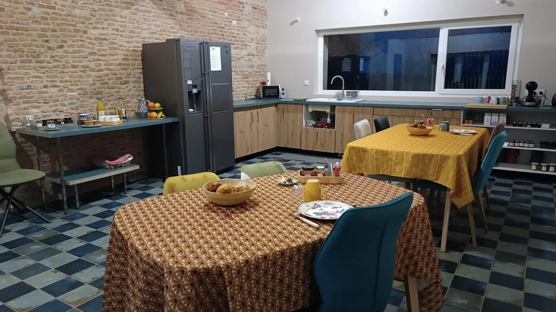 Le Jardin Des Cedres Ξενοδοχείο Lavaur  0*, Lavaur (Tarn) Γαλλία